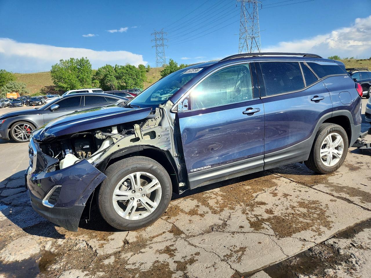Salvage GMC Terrain Image