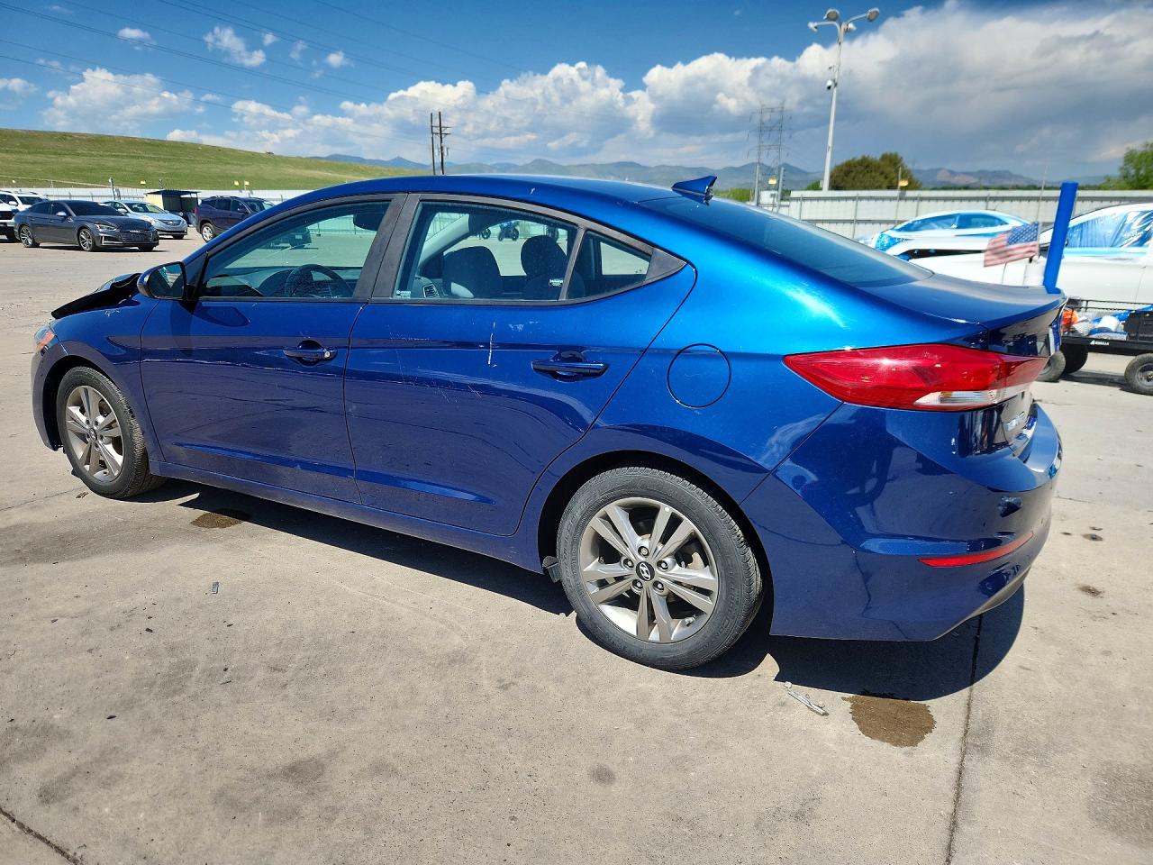 Hyundai ELANTRA Value Edition