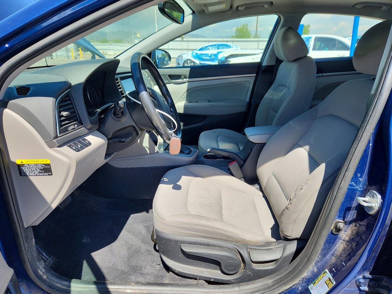 Hyundai ELANTRA Value Edition
