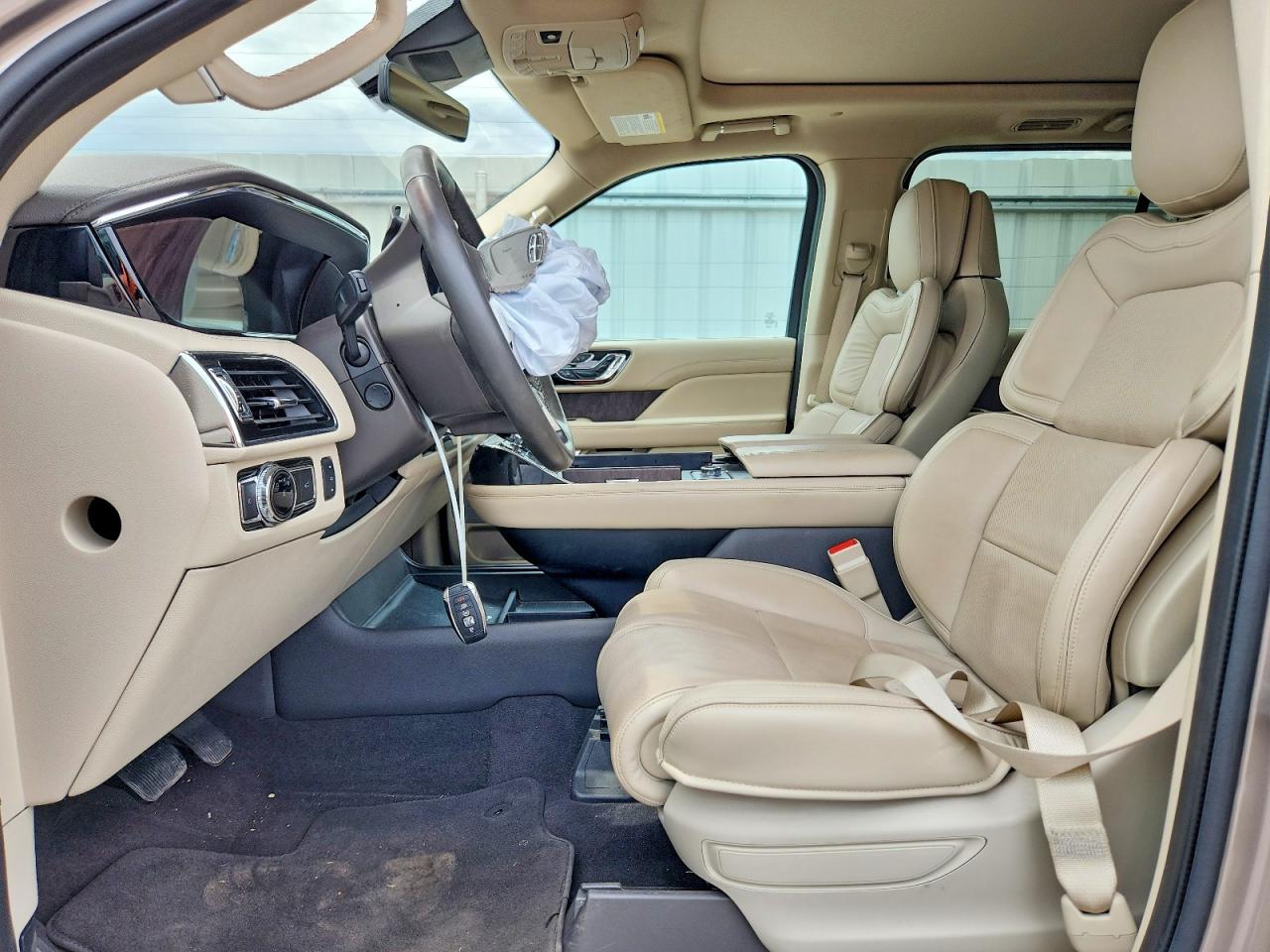 Lincoln Navigator Reserve