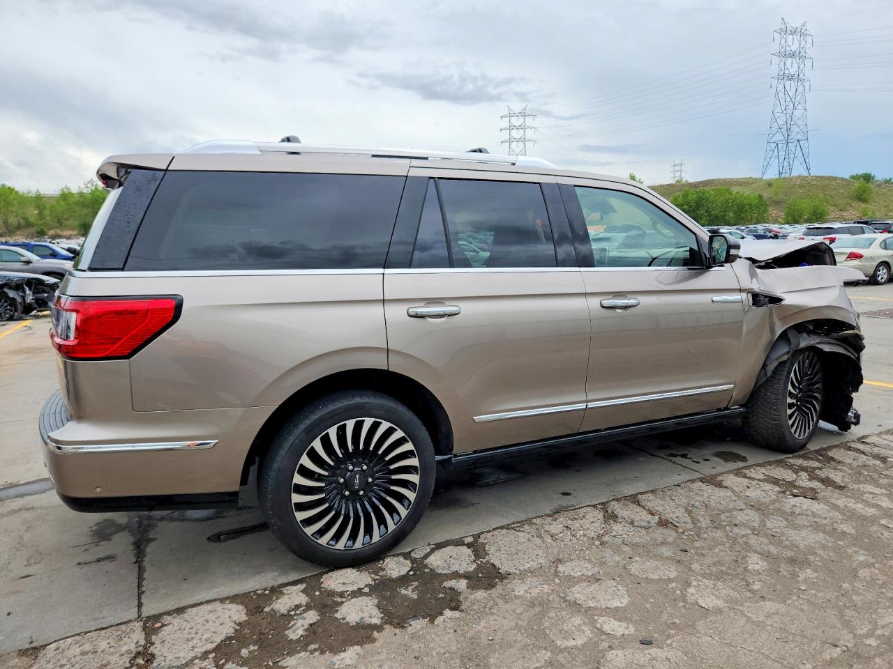 Lincoln Navigator Reserve