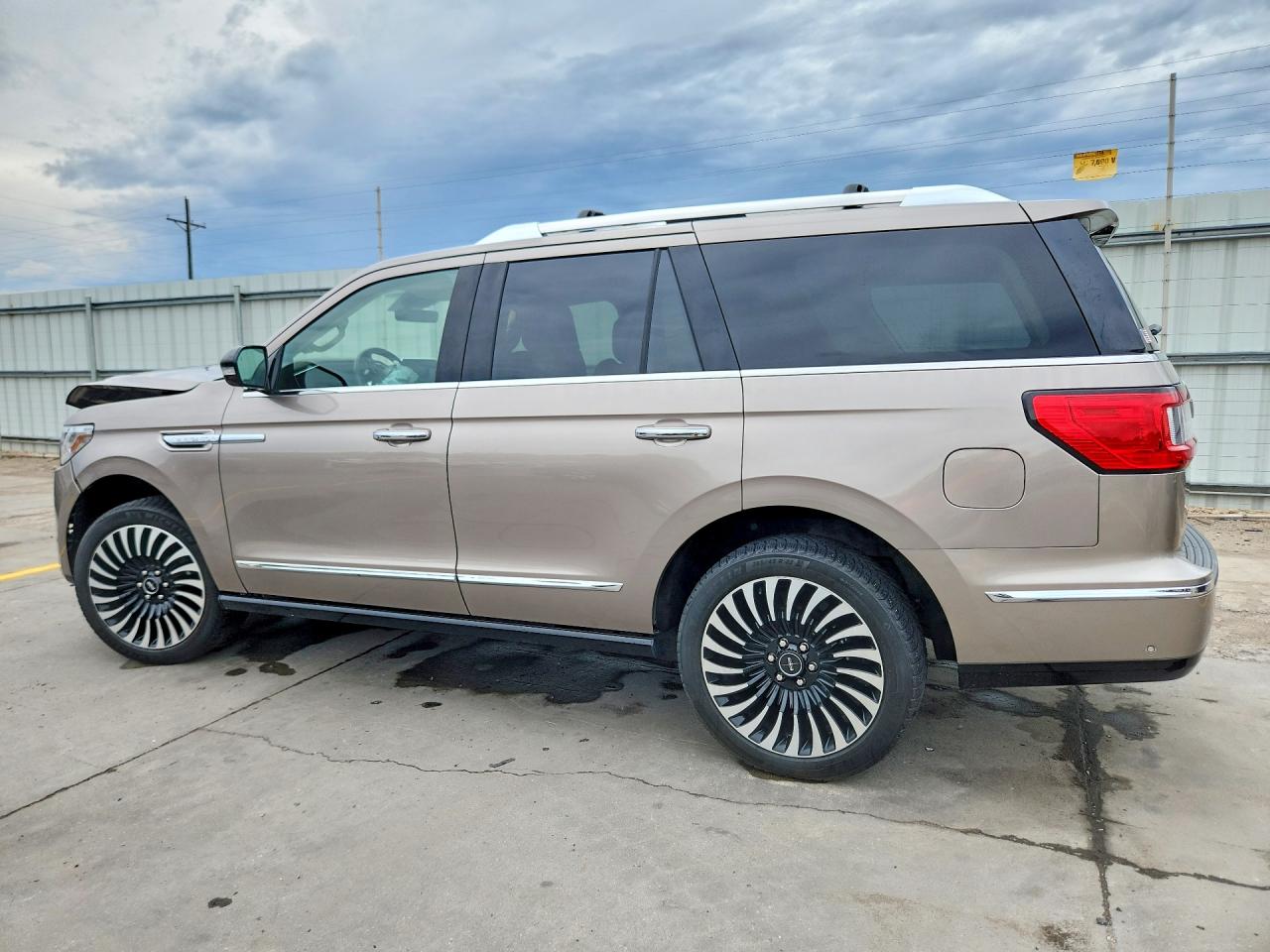 Lincoln Navigator Reserve