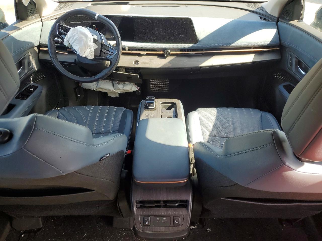 Nissan Ariya Platinum +
