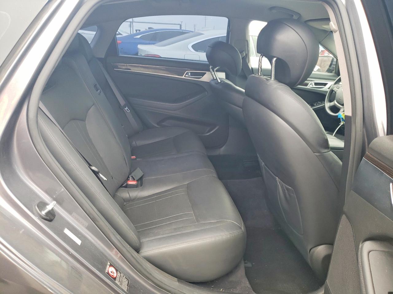 Hyundai Genesis 3.8l