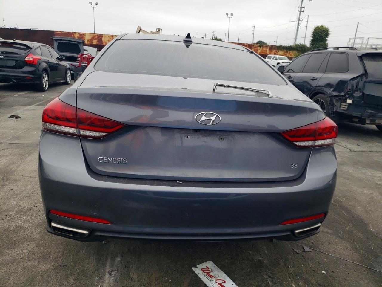 Hyundai Genesis 3.8l