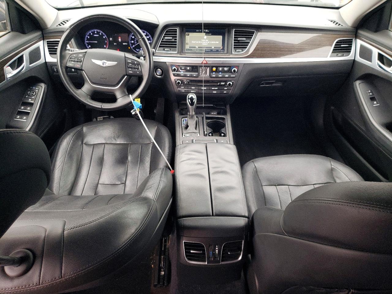 Hyundai Genesis 3.8l