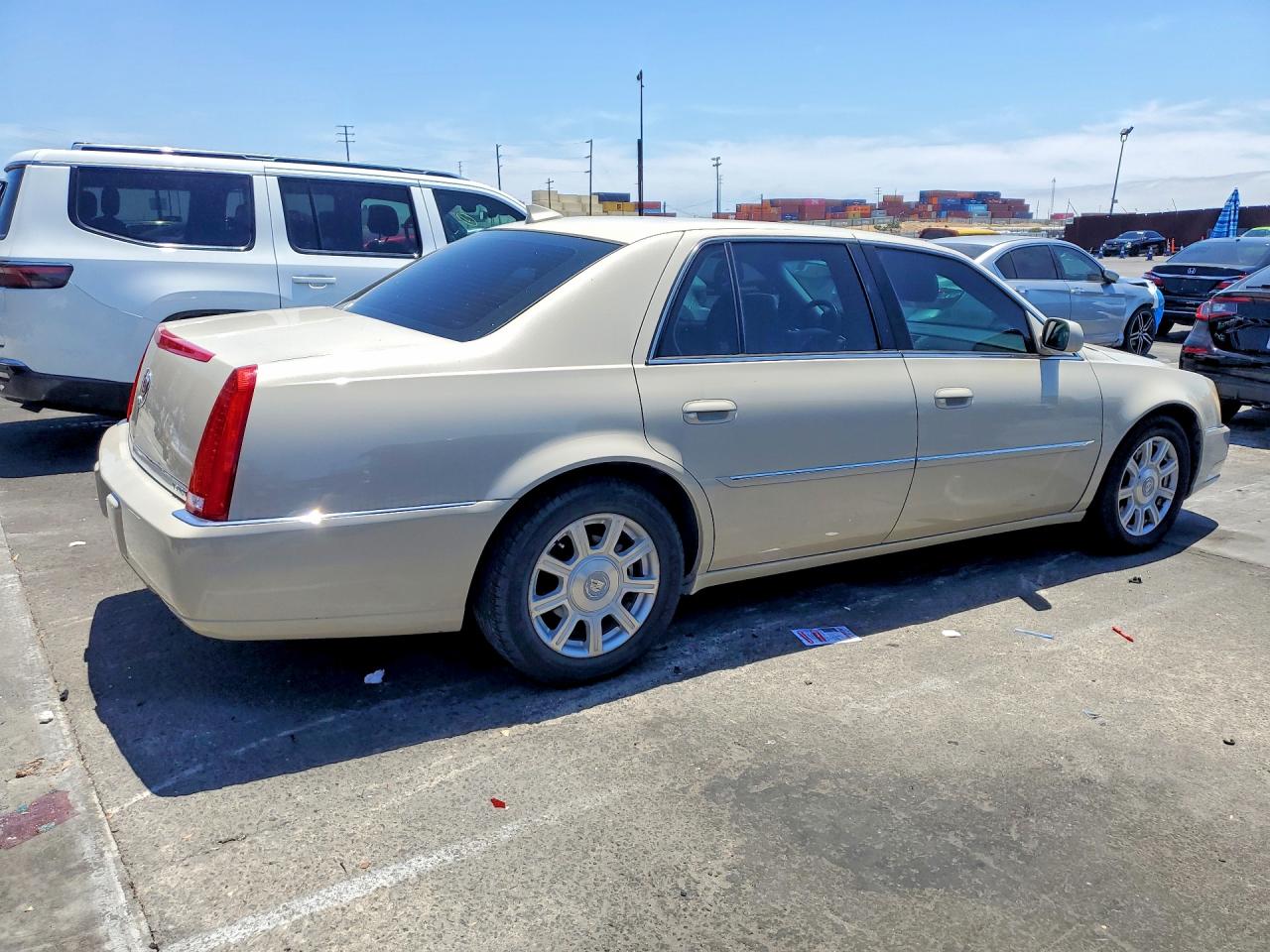 Cadillac DTS