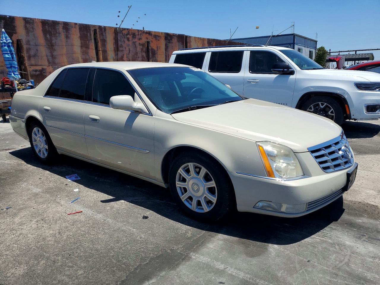 Cadillac DTS