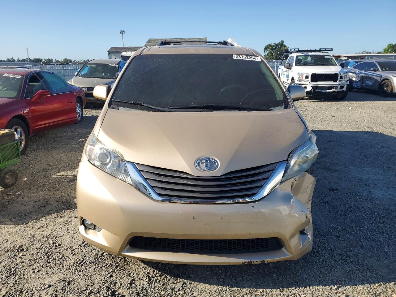 Toyota Sienna Xle 7-passenger