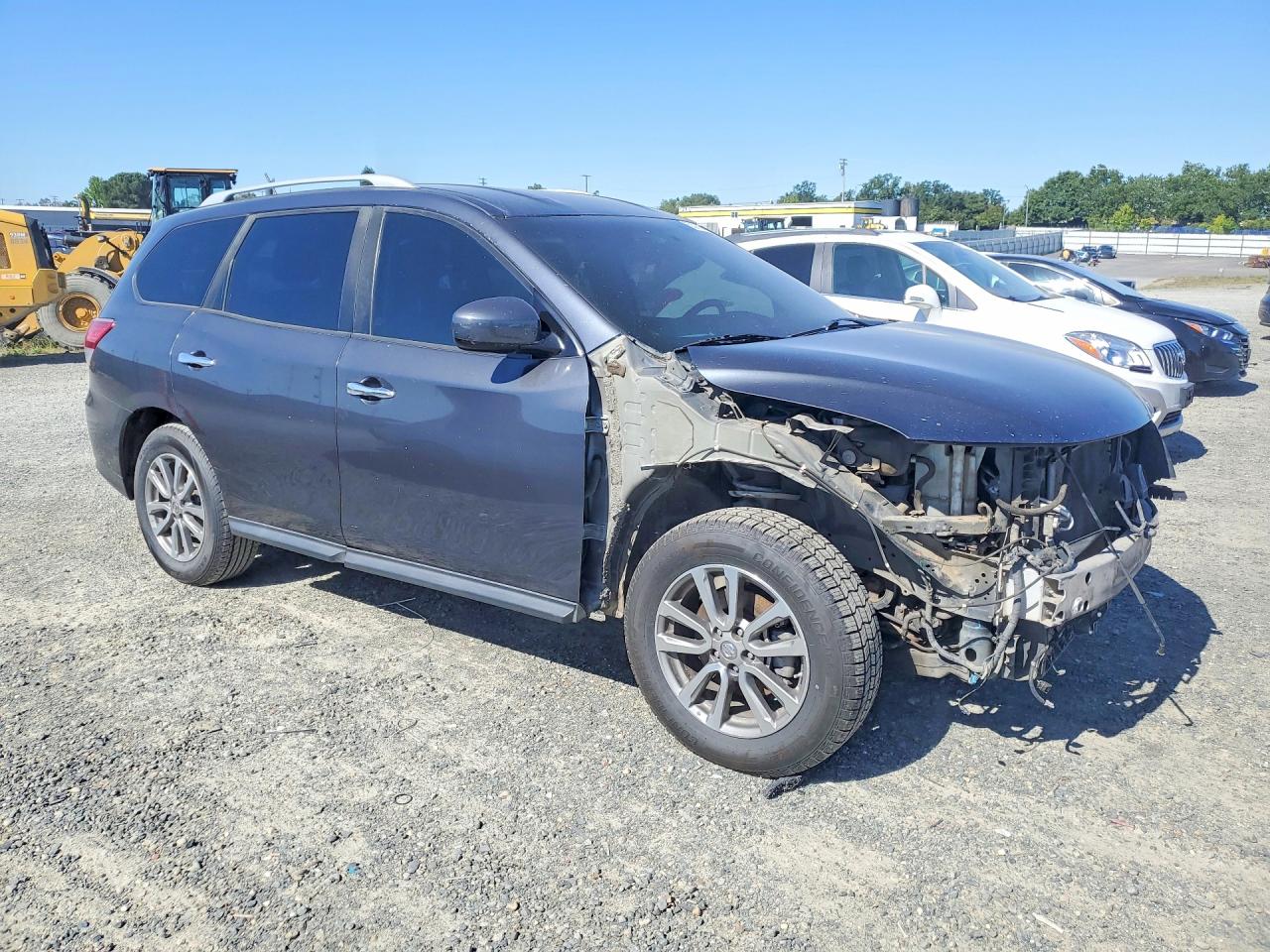 Nissan Pathfinder S