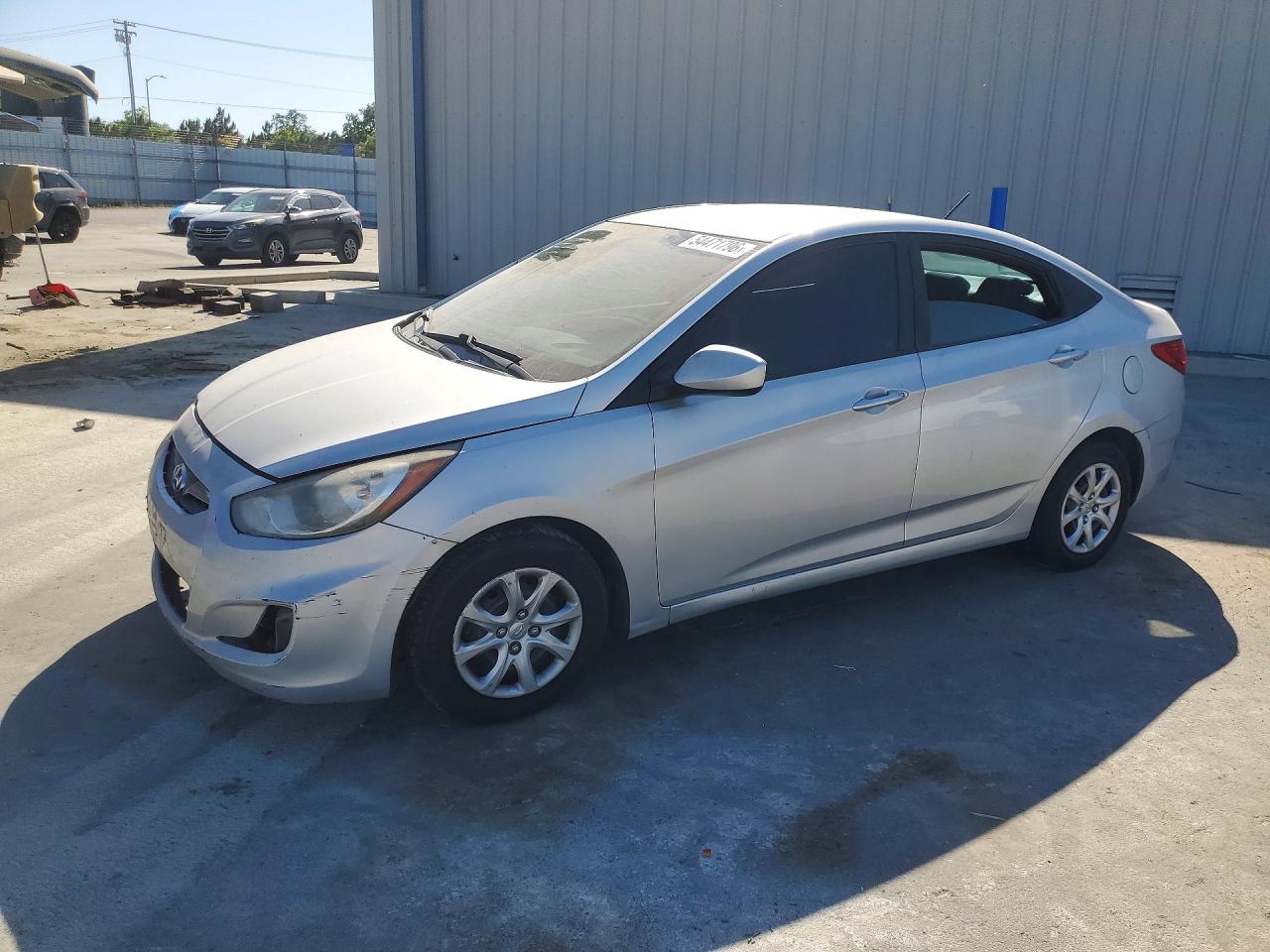 Salvage Hyundai ACCENT Image