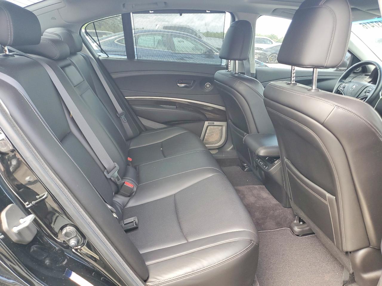 Acura RLX Advance