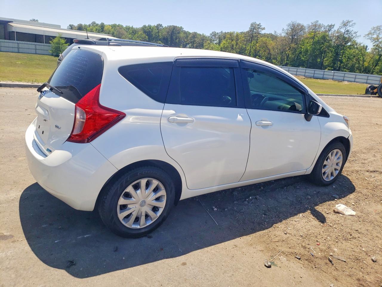Nissan Versa Sv