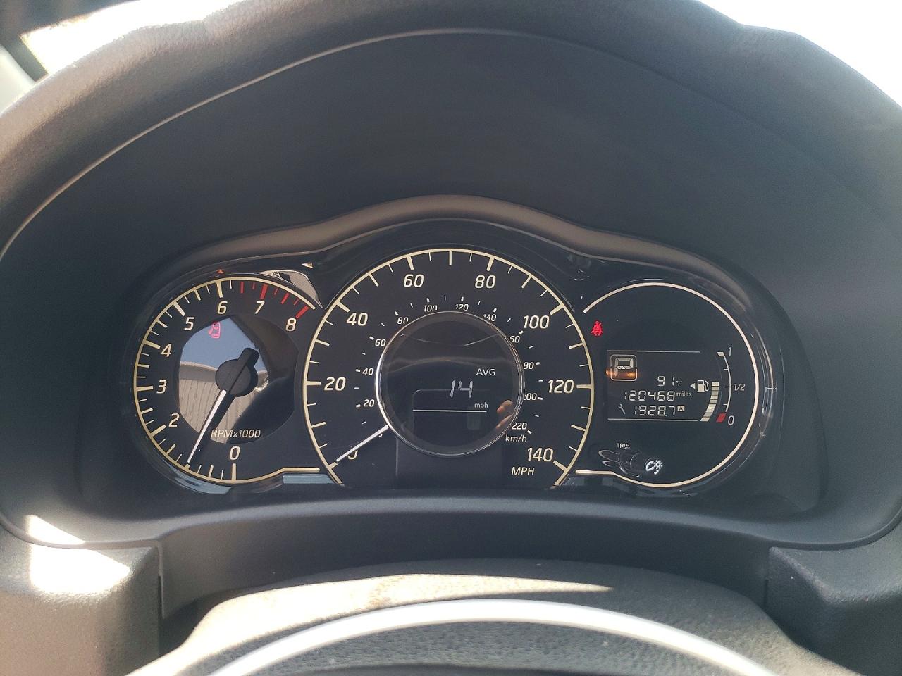 Nissan Versa Sv