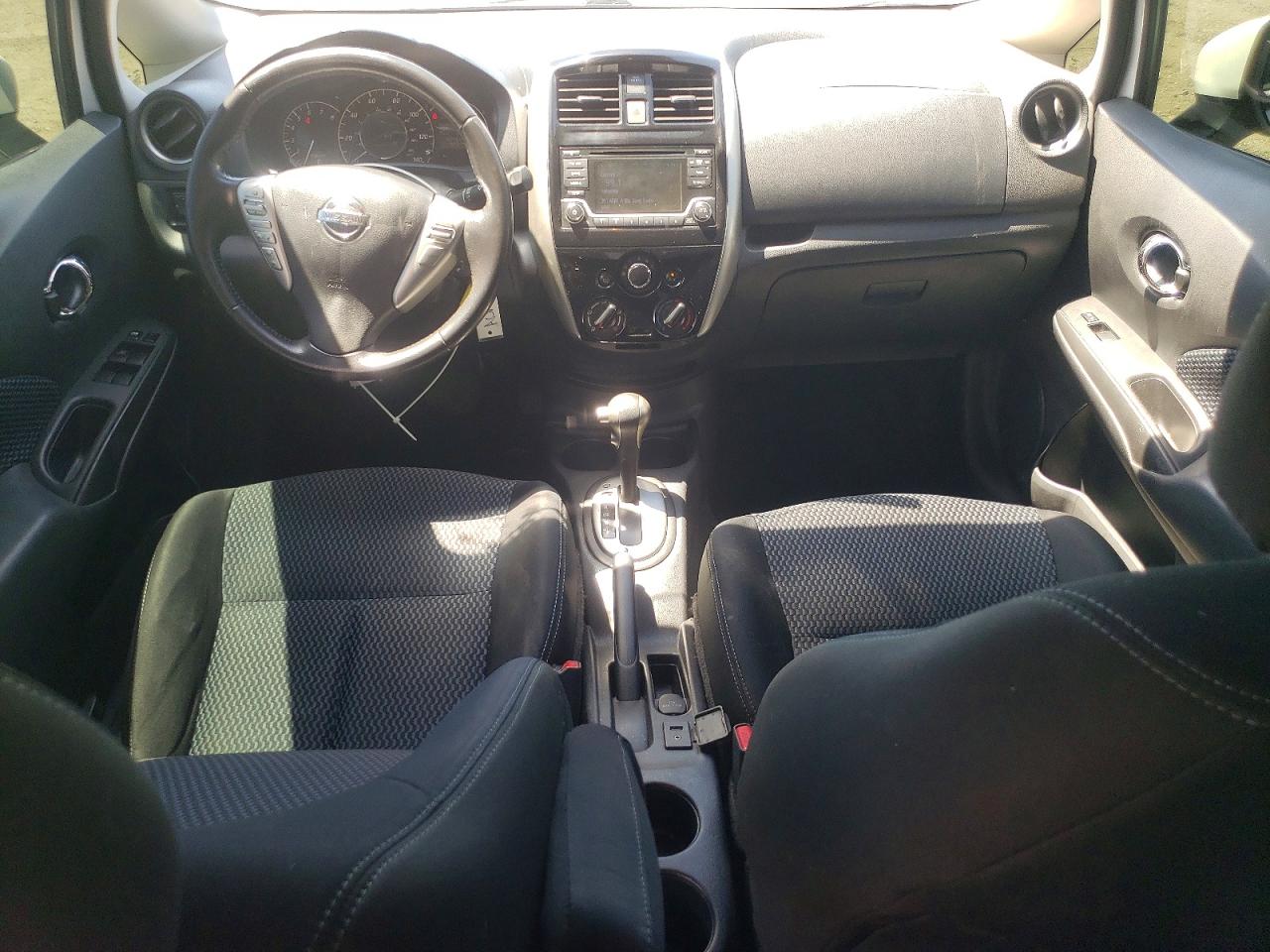 Nissan Versa Sv