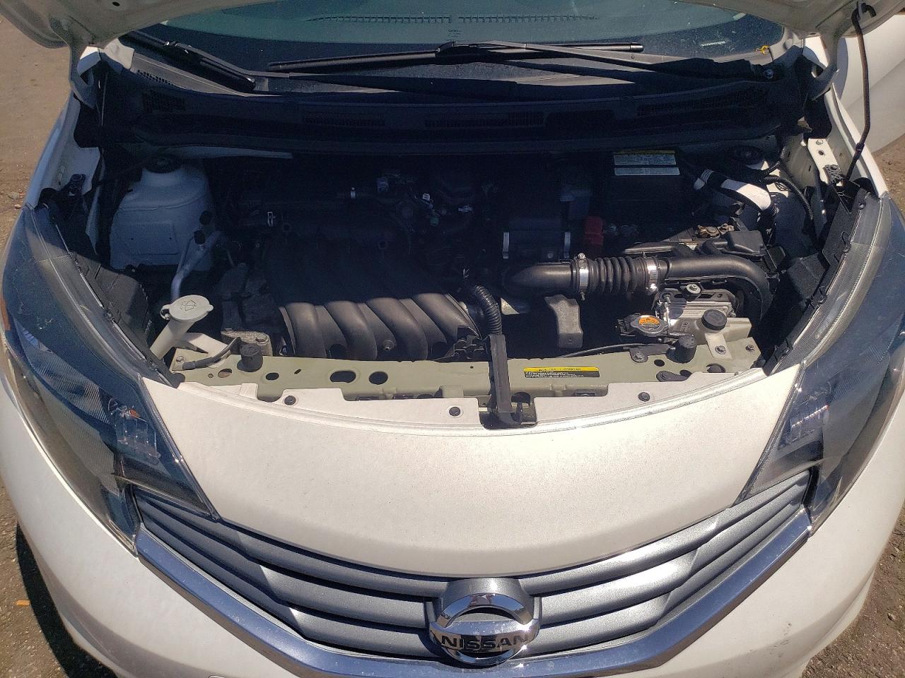 Nissan Versa Sv