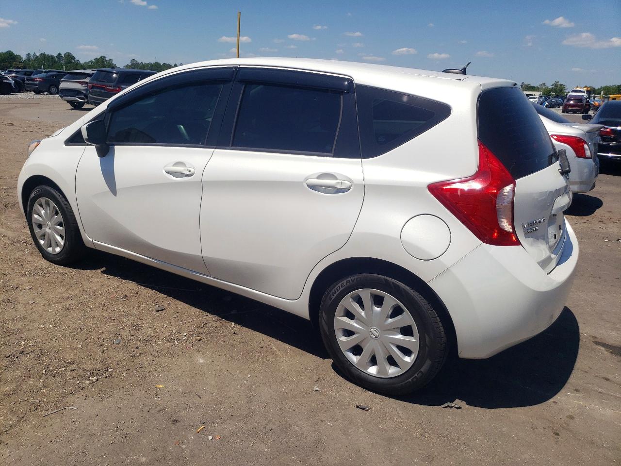 Nissan Versa Sv