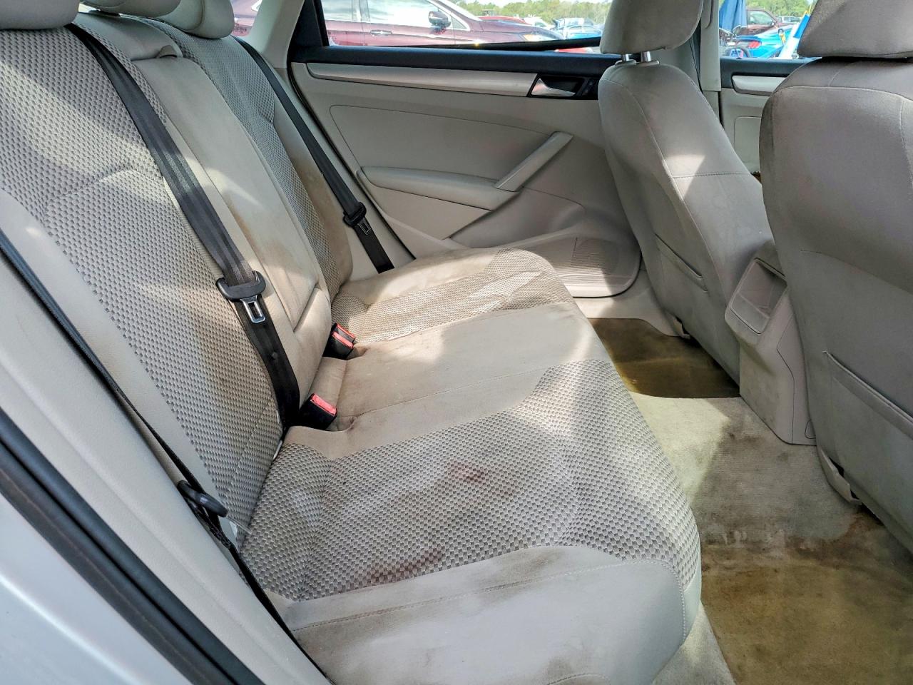 Volkswagen Passat S