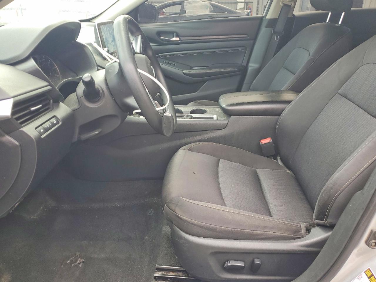 Nissan Altima S