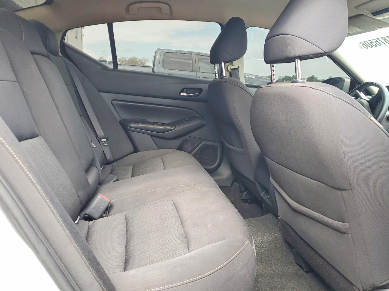 Nissan Altima S
