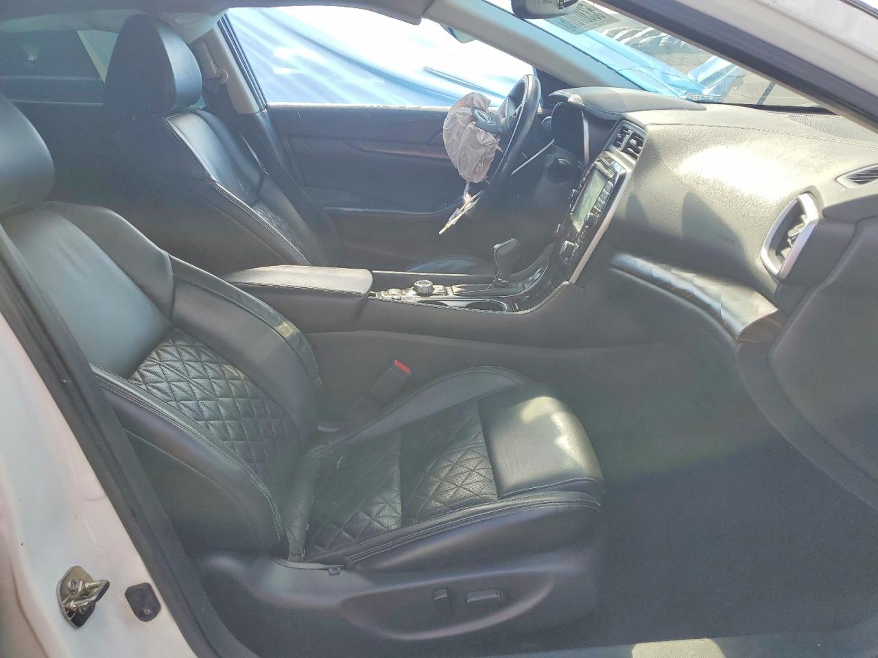 Nissan Maxima Platinum