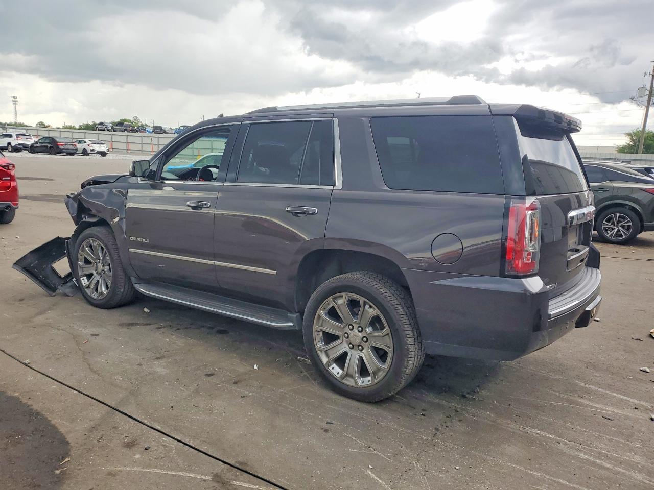 GMC Yukon Denali