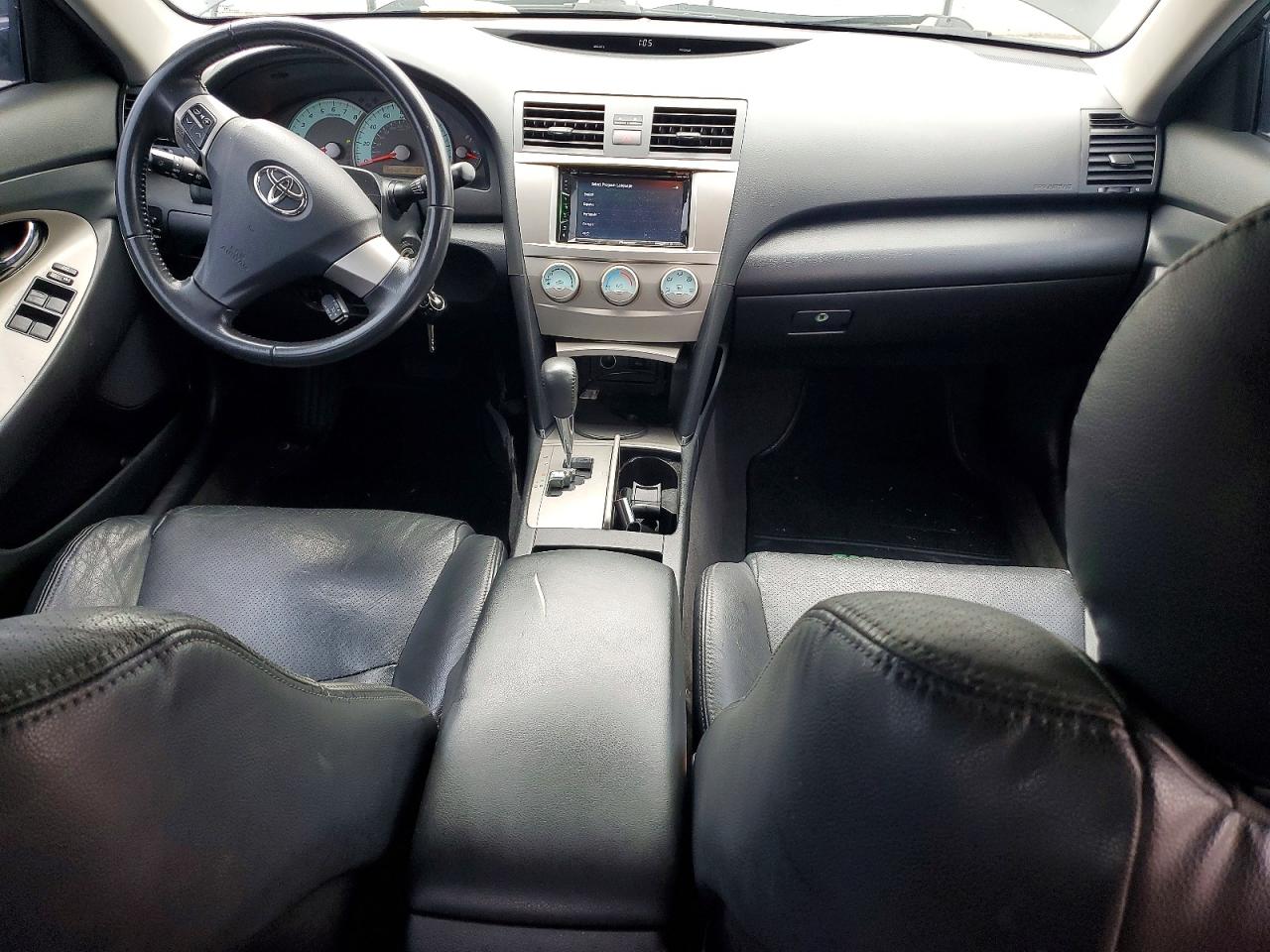 Toyota Camry Se V6