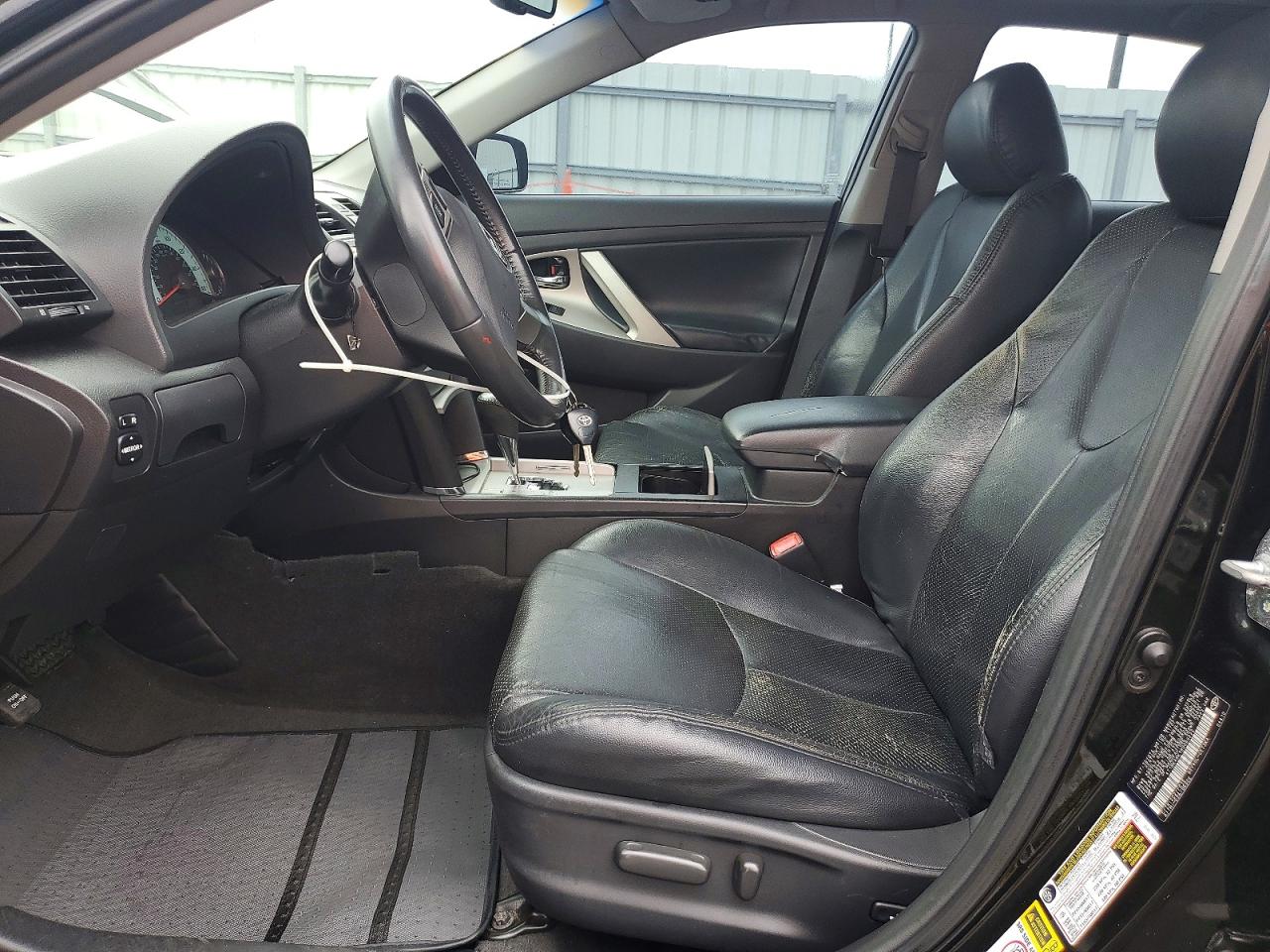 Toyota Camry Se V6