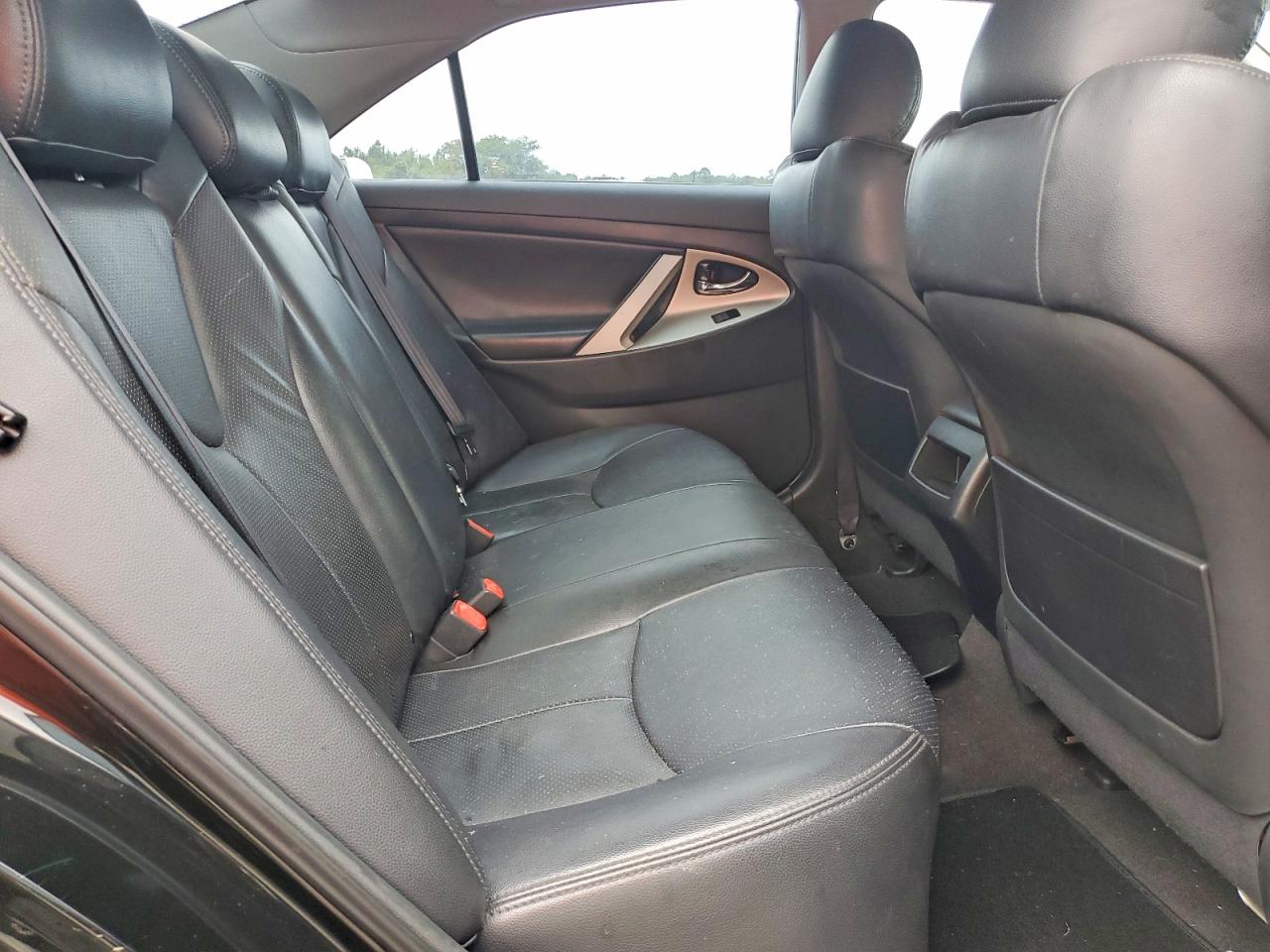 Toyota Camry Se V6