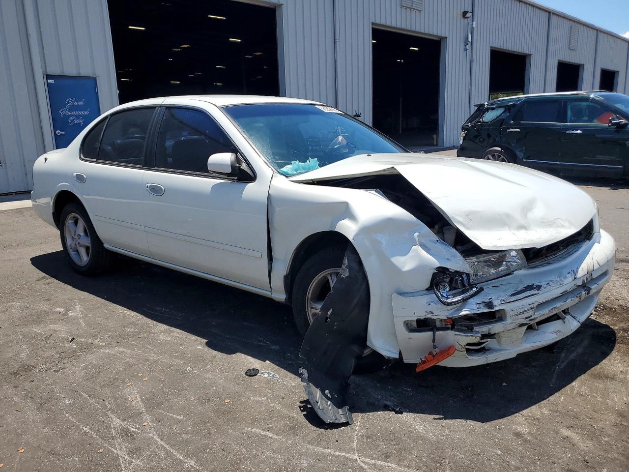 Nissan Maxima Gxe