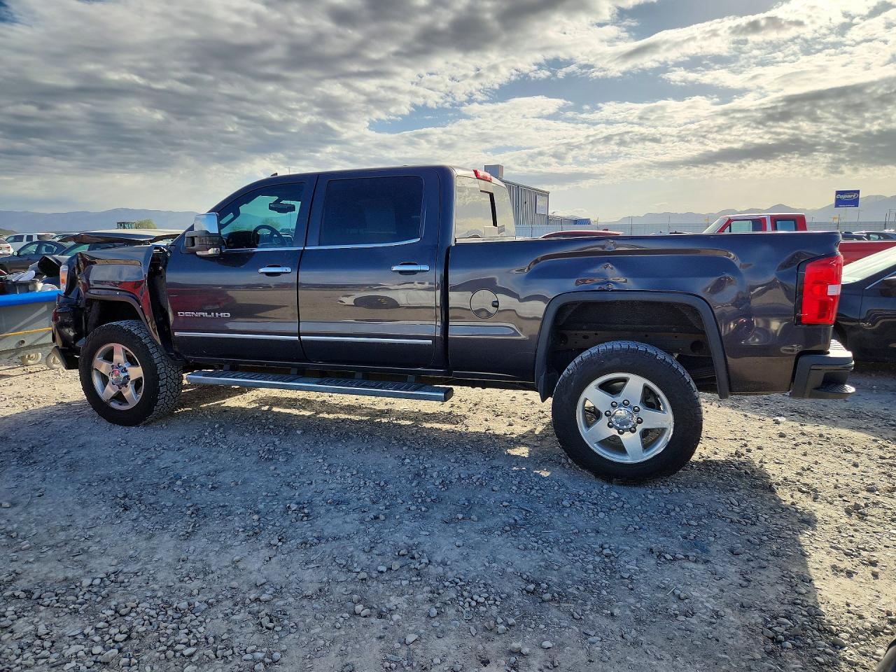 GMC Sierra K2500 Denali
