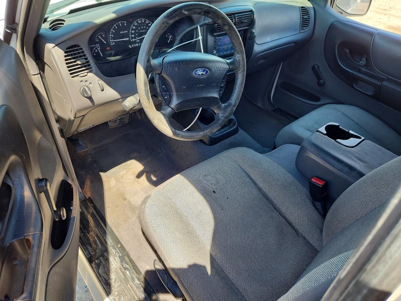 Ford Ranger Super Cab