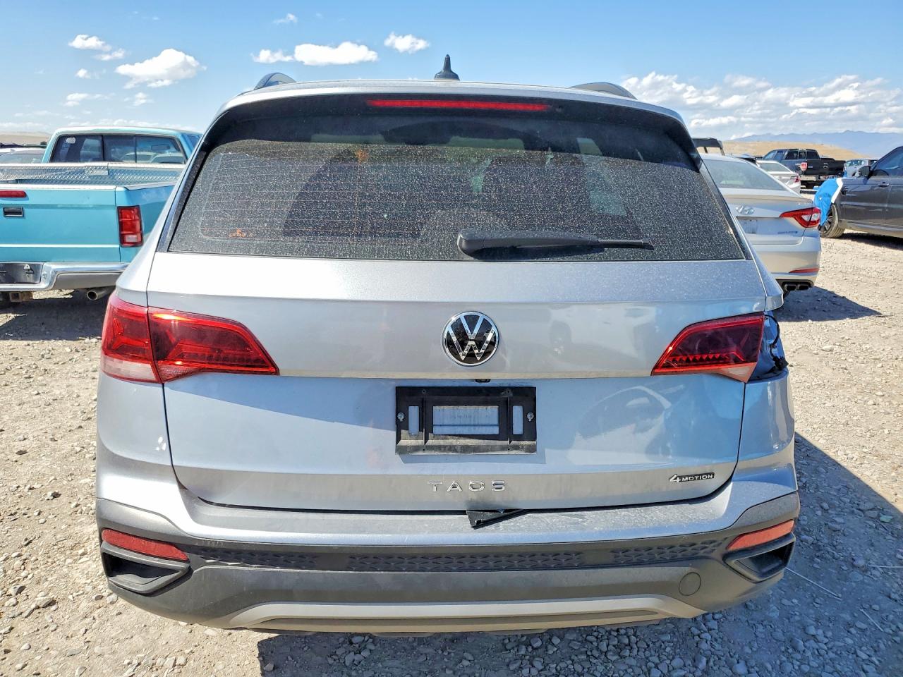 Volkswagen Taos S
