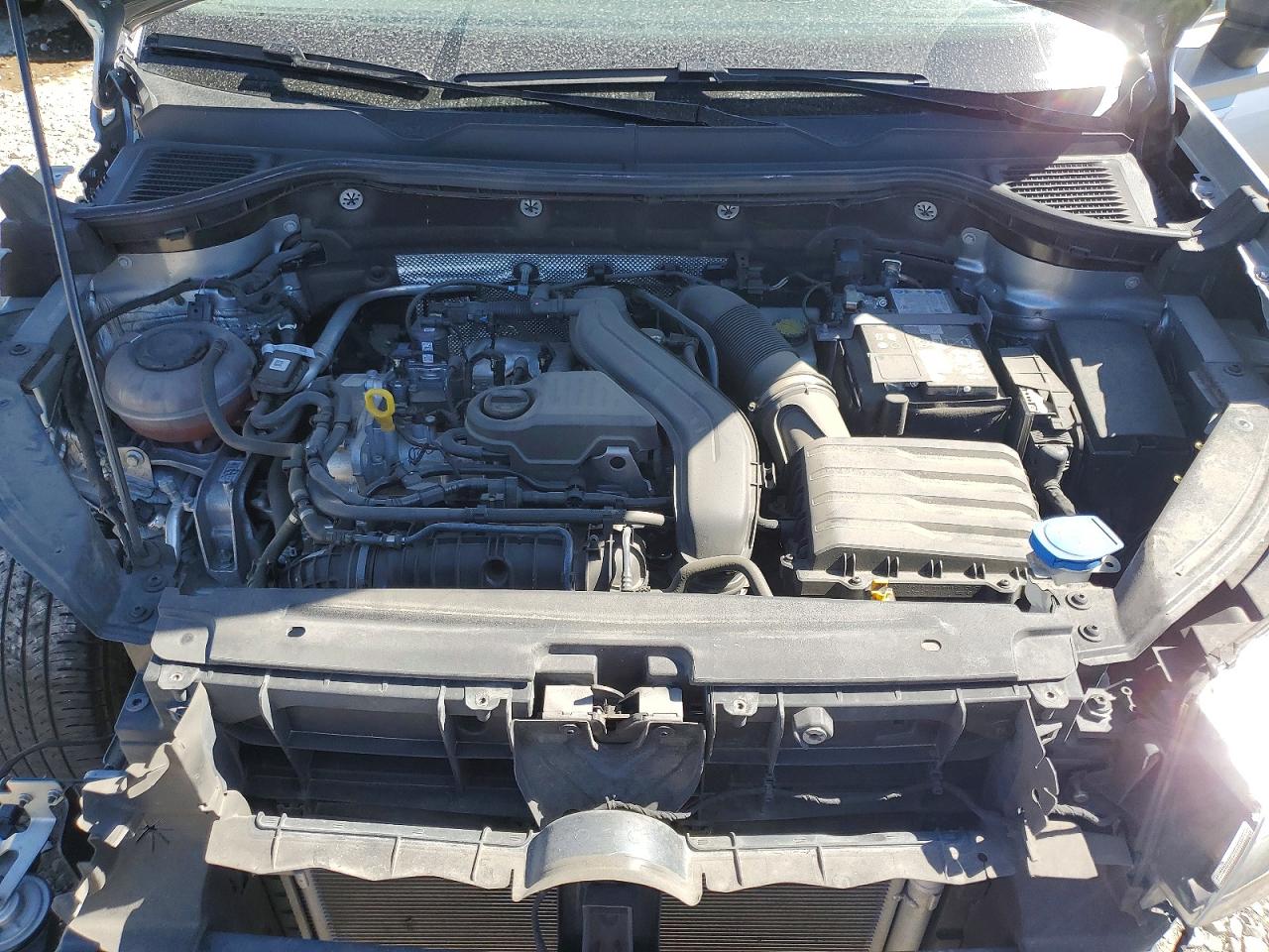 Volkswagen Taos S