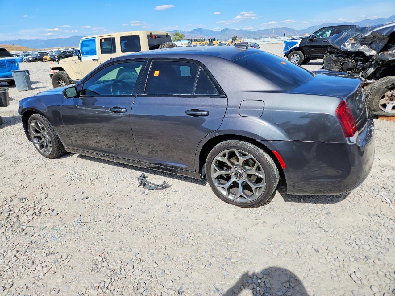 Chrysler 300 S