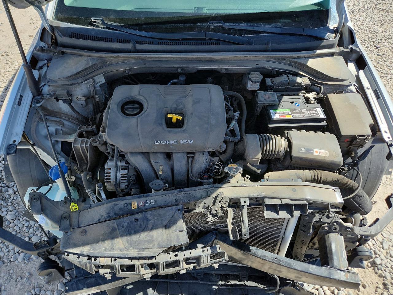 Hyundai ELANTRA Sel