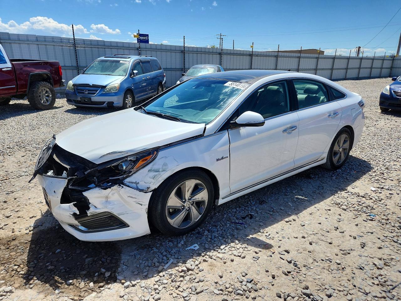 Salvage Hyundai SONATA Image