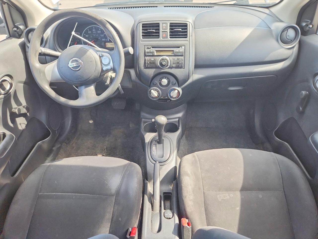Nissan Versa 1.6 S Plus