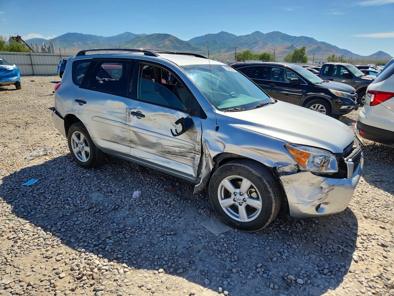 Toyota RAV4 Base