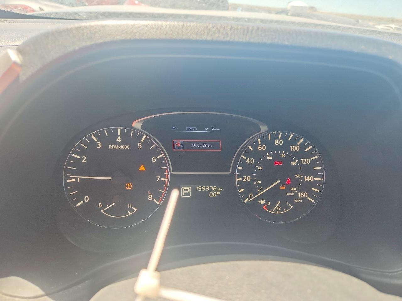 Nissan Pathfinder Sv