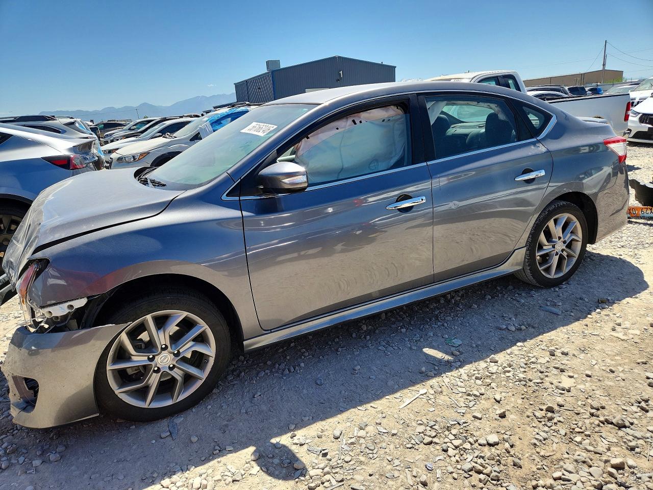 Salvage Nissan Sentra Image