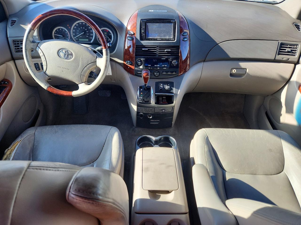 Toyota Sienna Xle Limited 7 Passenger