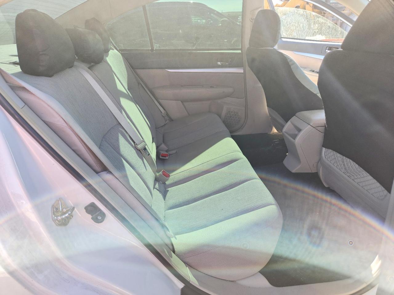 Subaru Legacy 2.5i