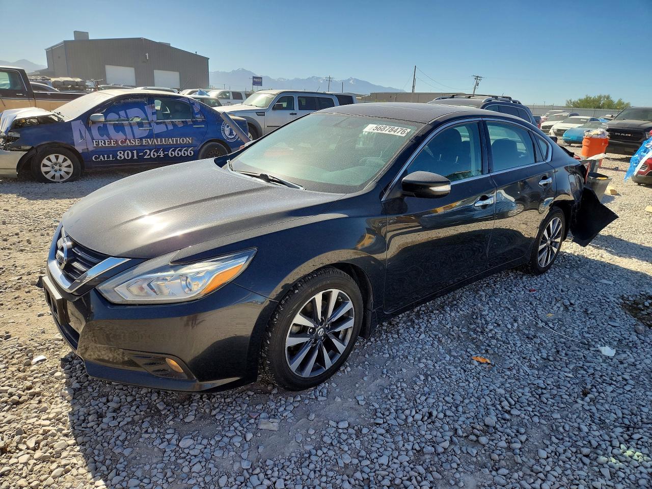 Salvage Nissan Altima Image