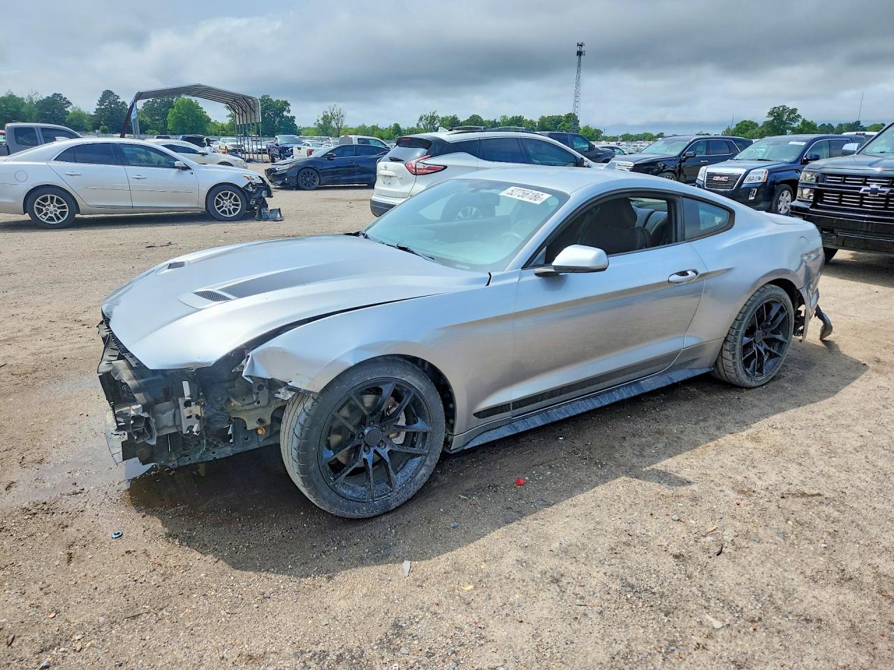 Salvage Ford Mustang Image