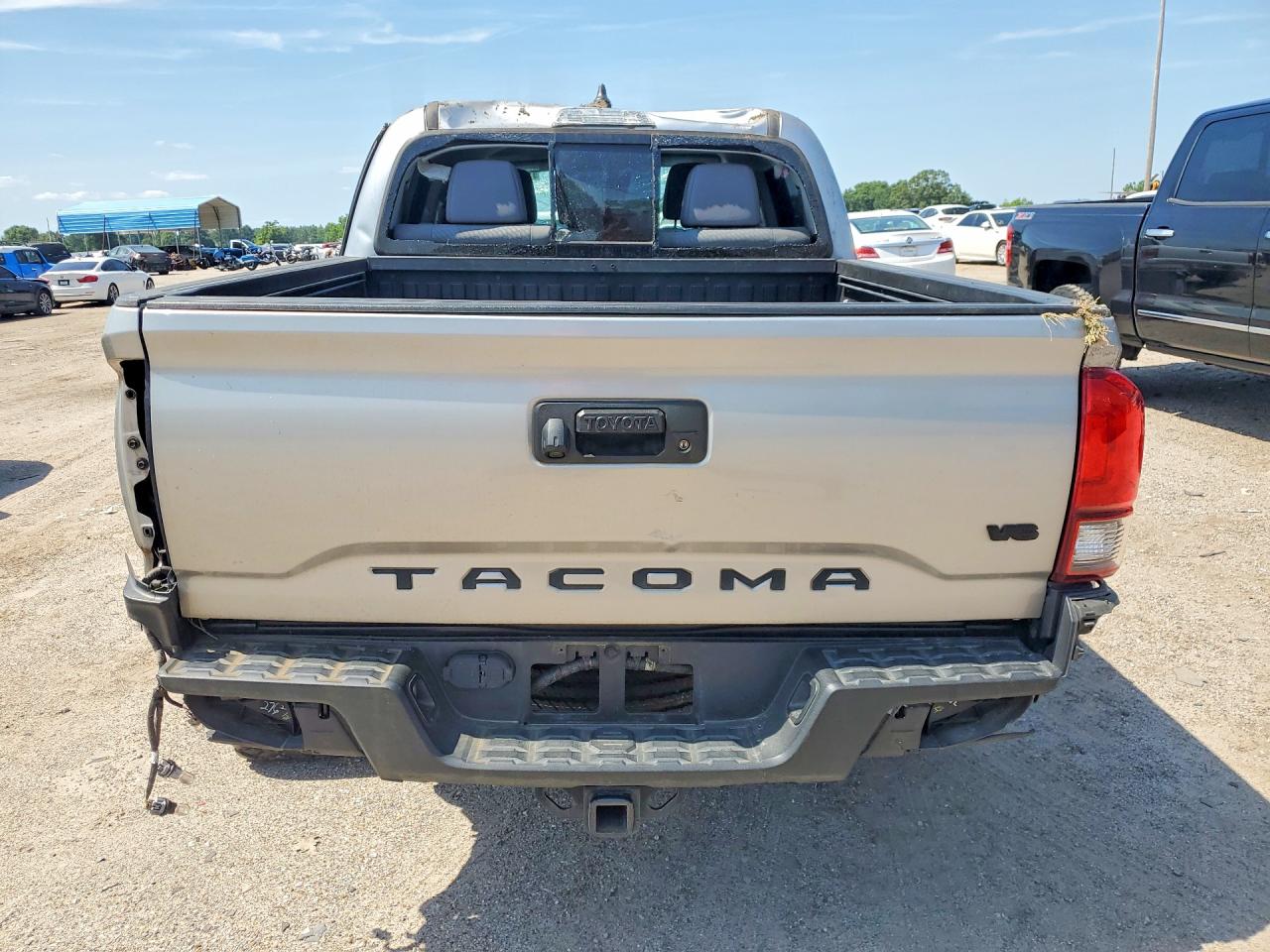 Toyota Tacoma Sr5 V6