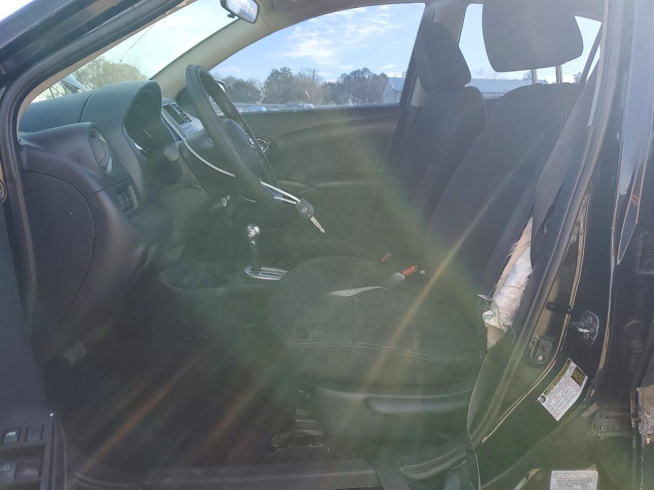 Nissan Versa