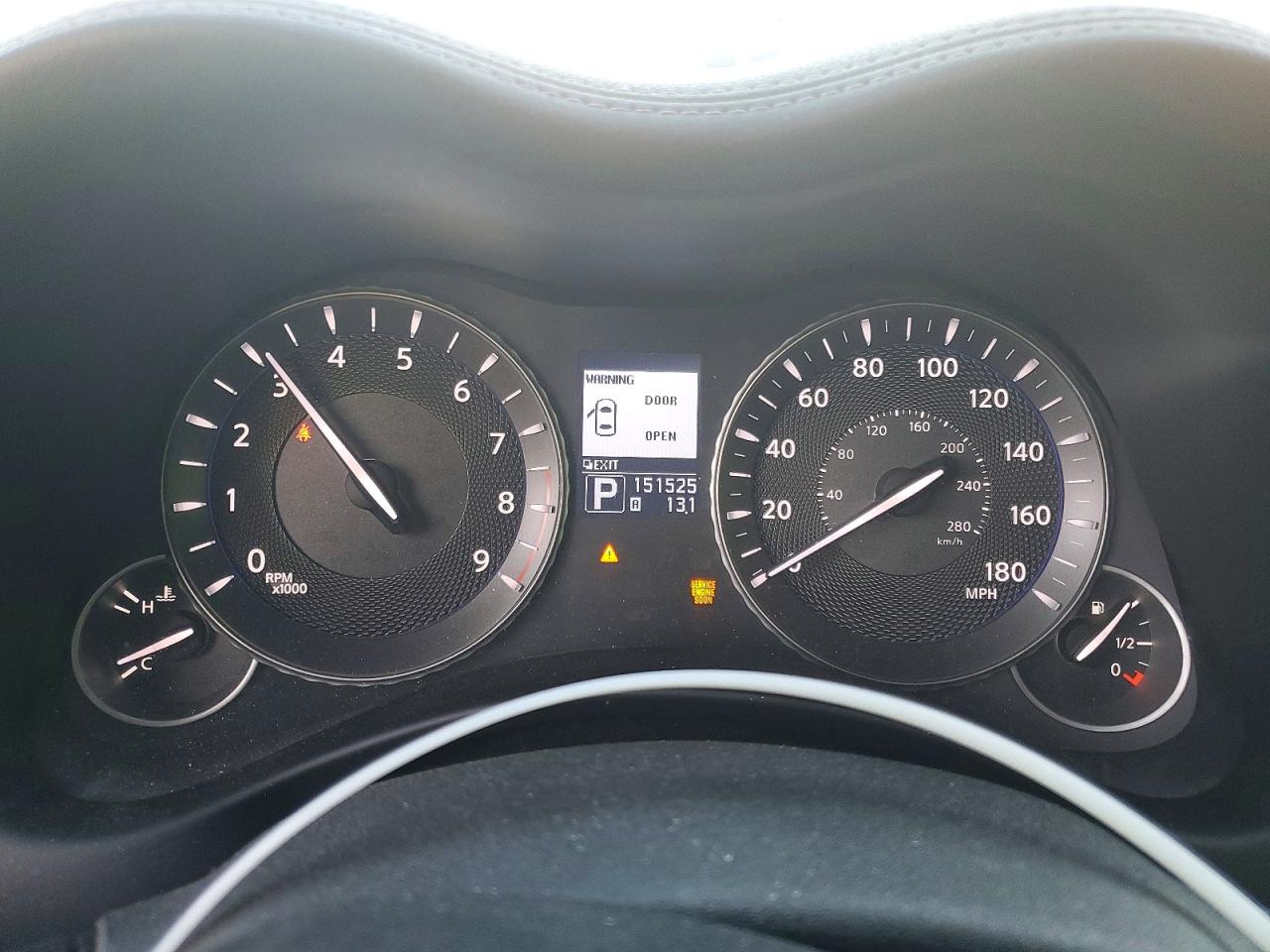 INFINITI M37 Base