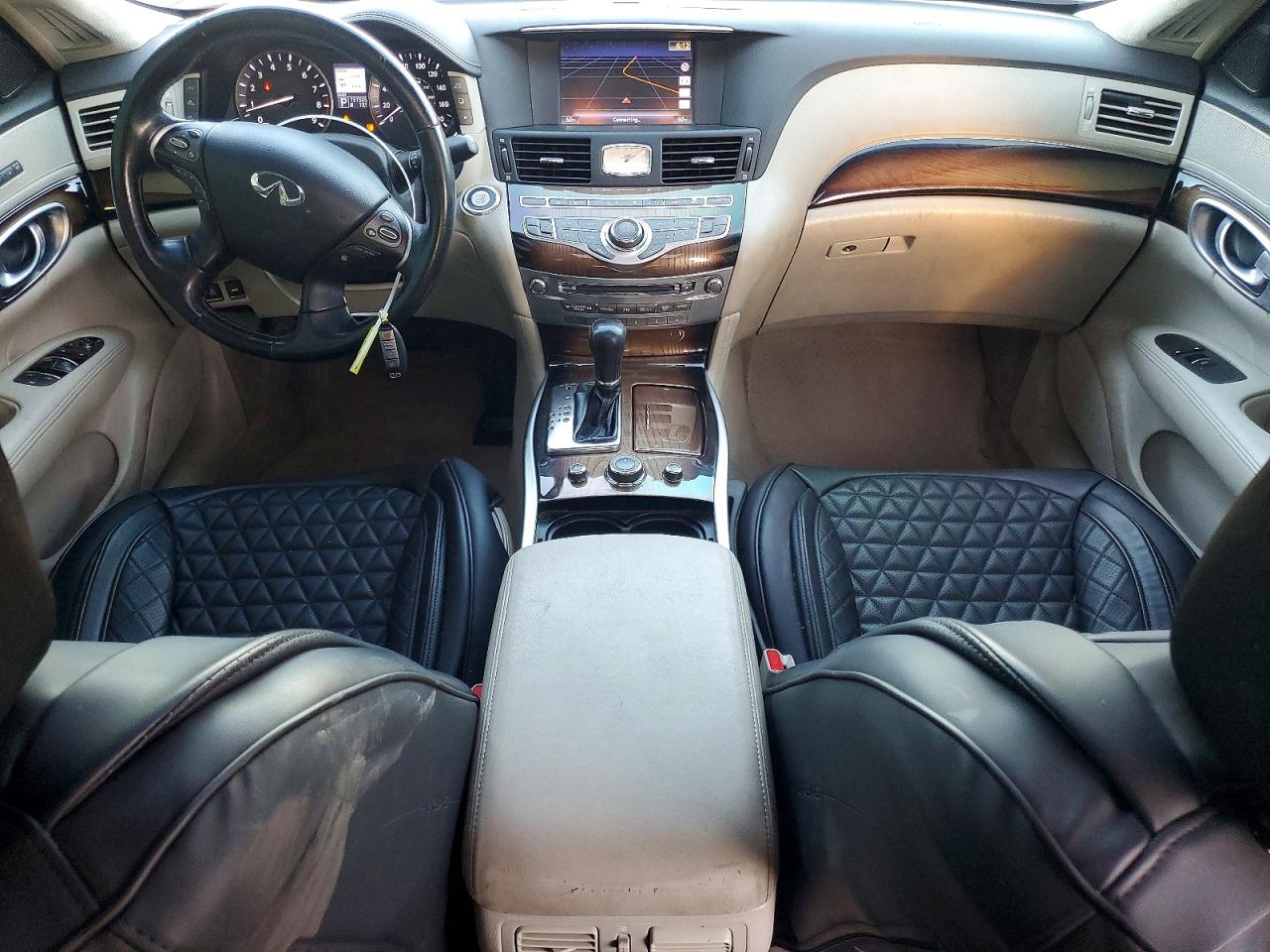INFINITI M37 Base
