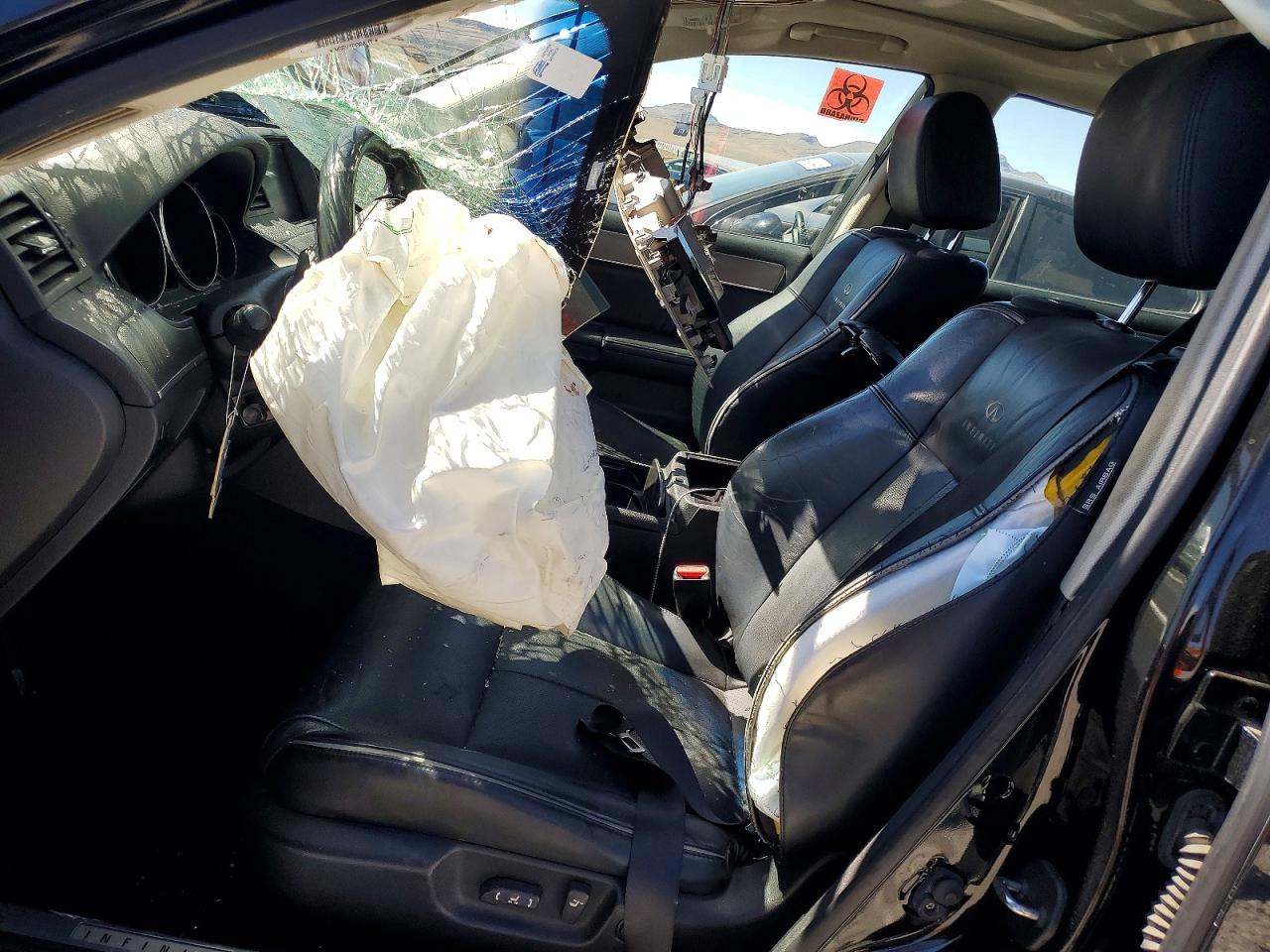 INFINITI M45 Base